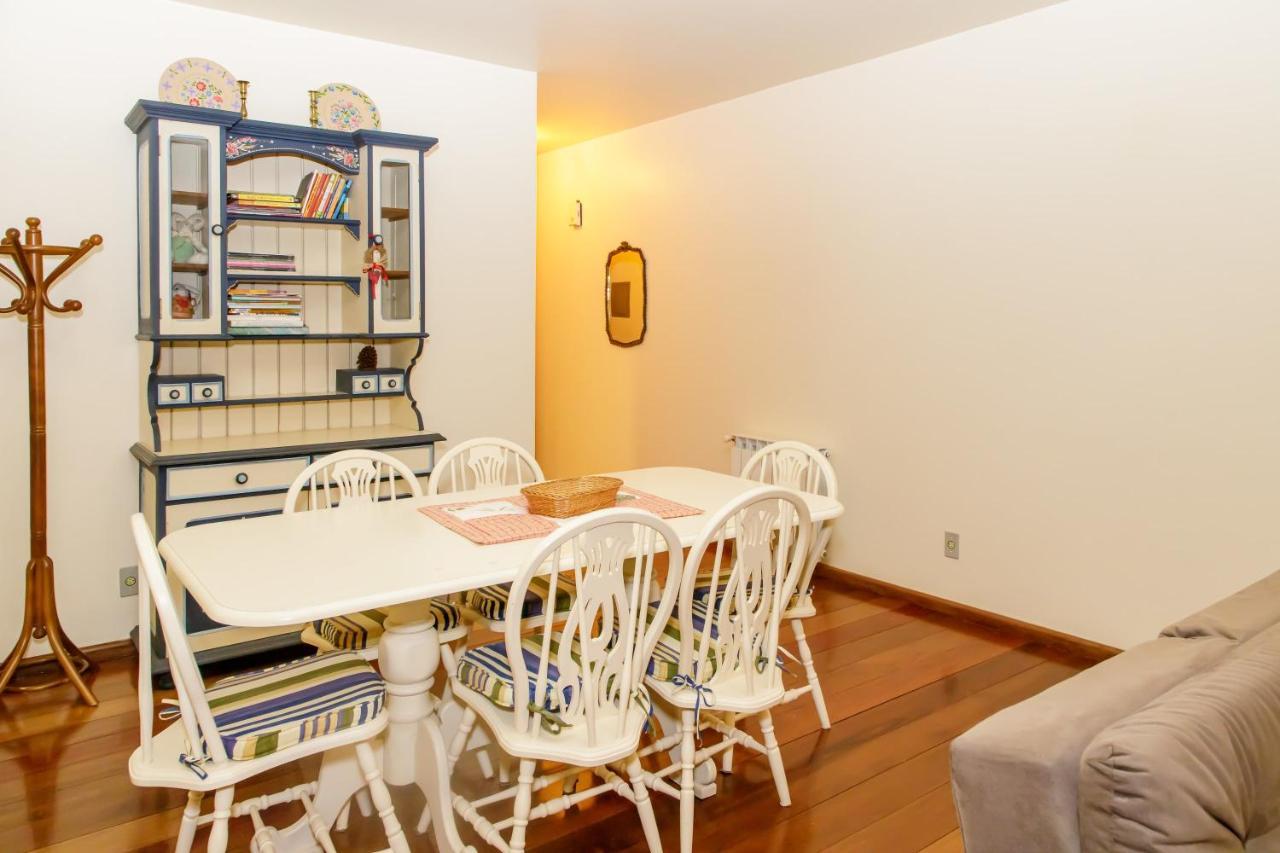 Apartamento Amplo E Aconchegante Na Av Das Hortencias No Centro De Gramado Exteriér fotografie