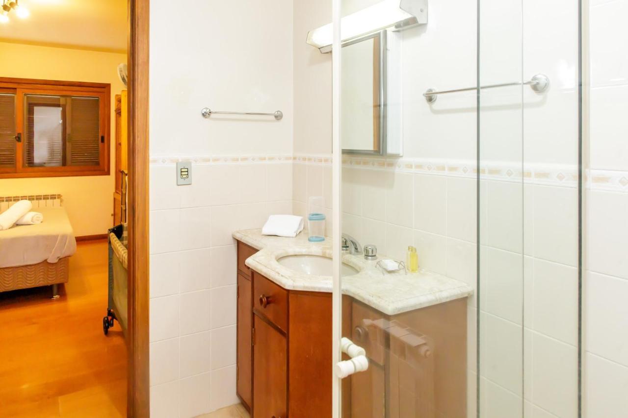 Apartamento Amplo E Aconchegante Na Av Das Hortencias No Centro De Gramado Exteriér fotografie